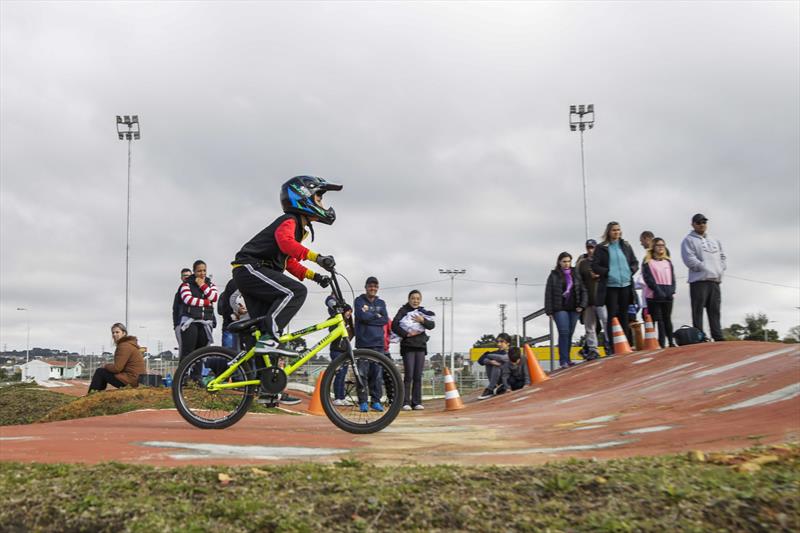  Curitiba tem 8 mil vagas em atividades esportivas gratuitas