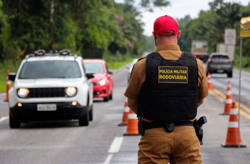  Estradas: BR 376 tem 21km de filas sentido Curitiba