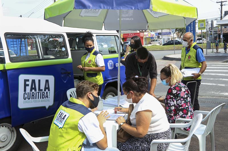 Fala Curitiba recebe 9,5 mil participações em etapa inicial