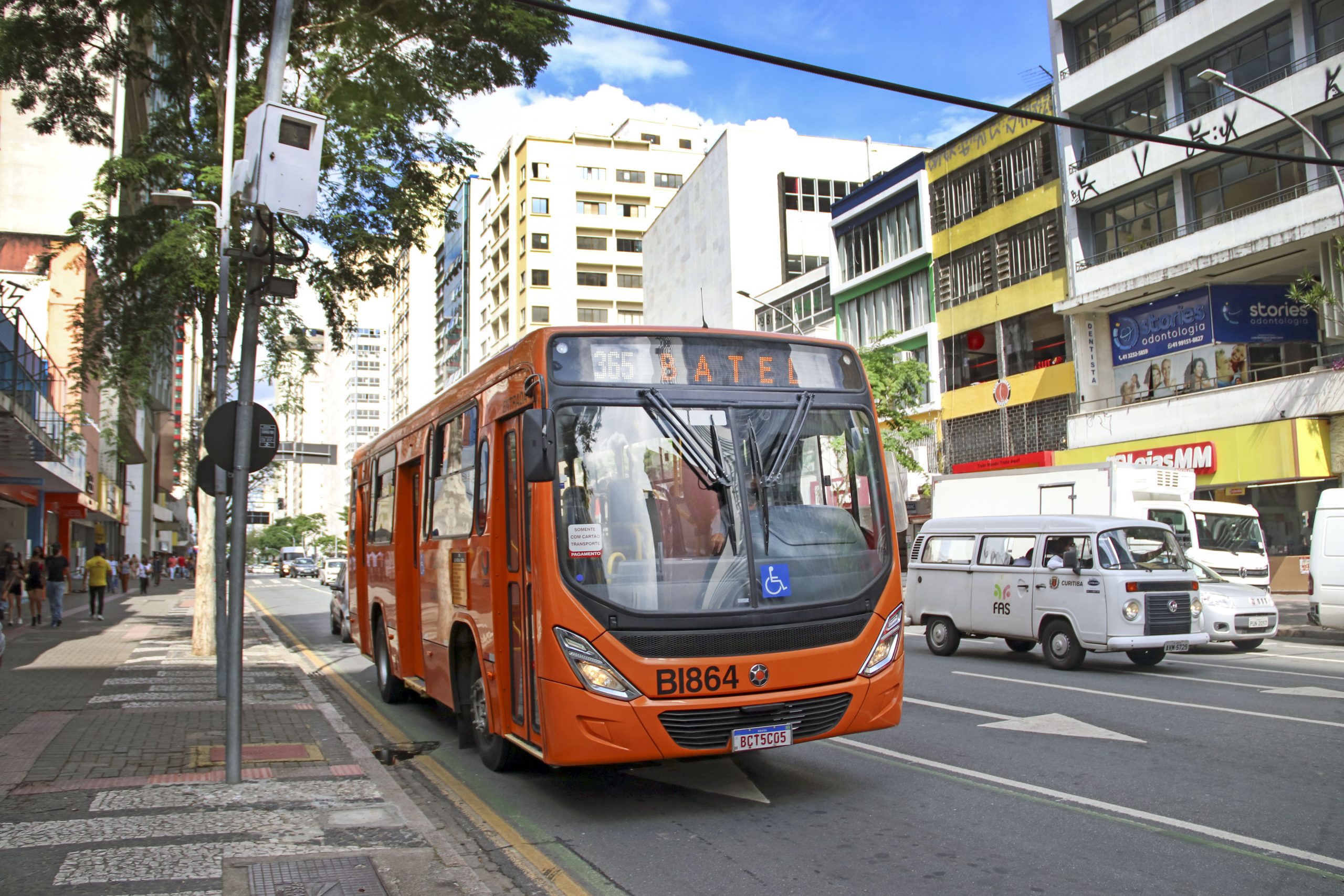 Transporte coletivo de Curitiba terá reforço a partir das 14h