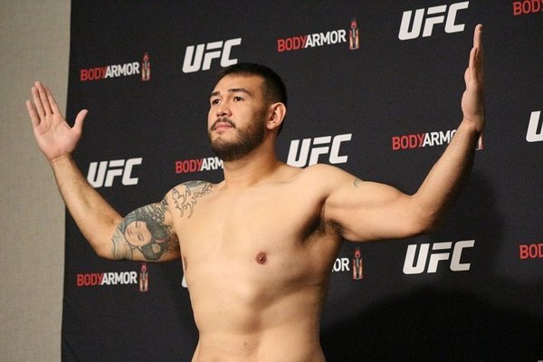  Curitibano Augusto Sakai busca recuperação no UFC após 4 derrotas