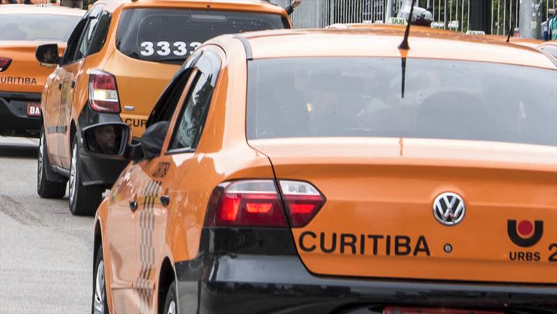  Urbs autoriza picapes e caminhões para serem usadas como táxi