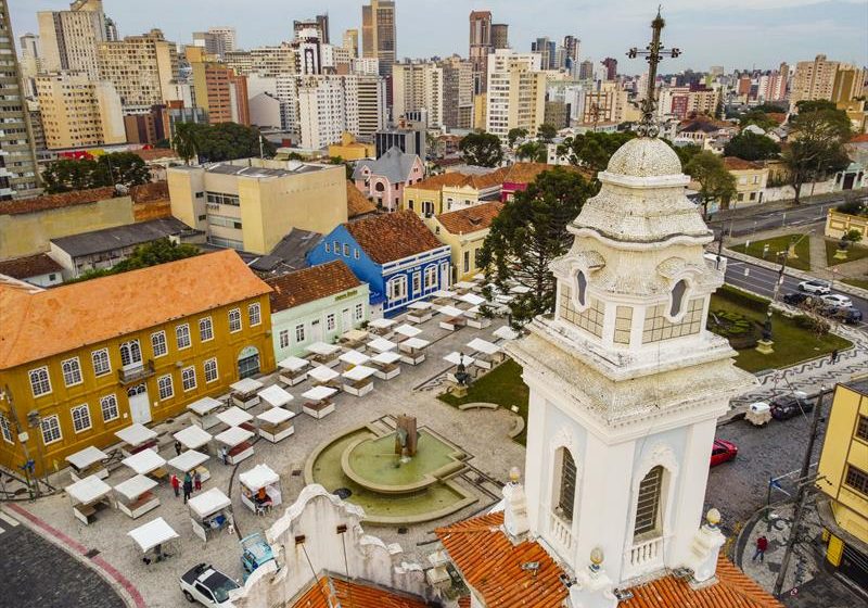  Feirinha do Largo da Ordem recebe reforços para domingo (18)