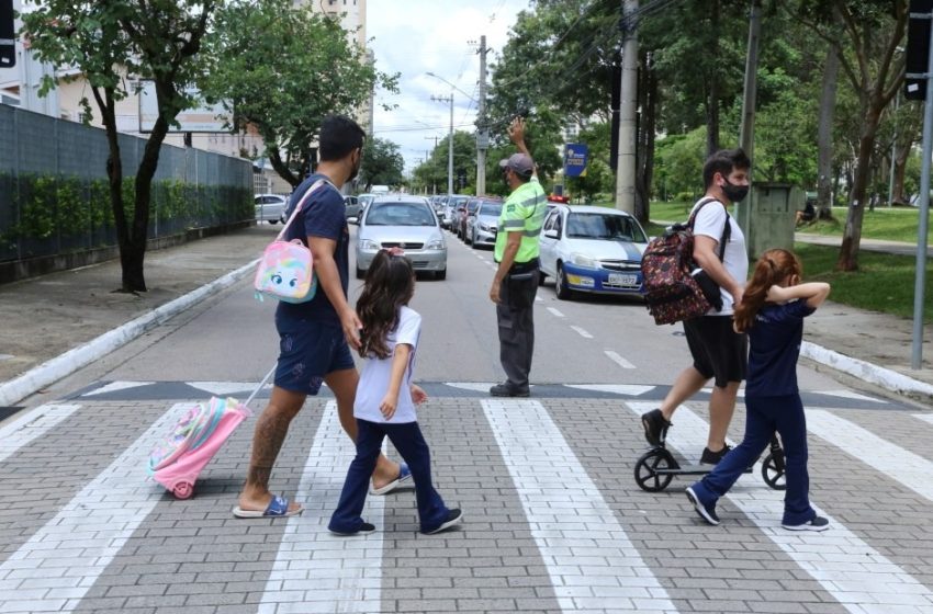  Escolas particulares criam comissão de segurança para combater ameaças