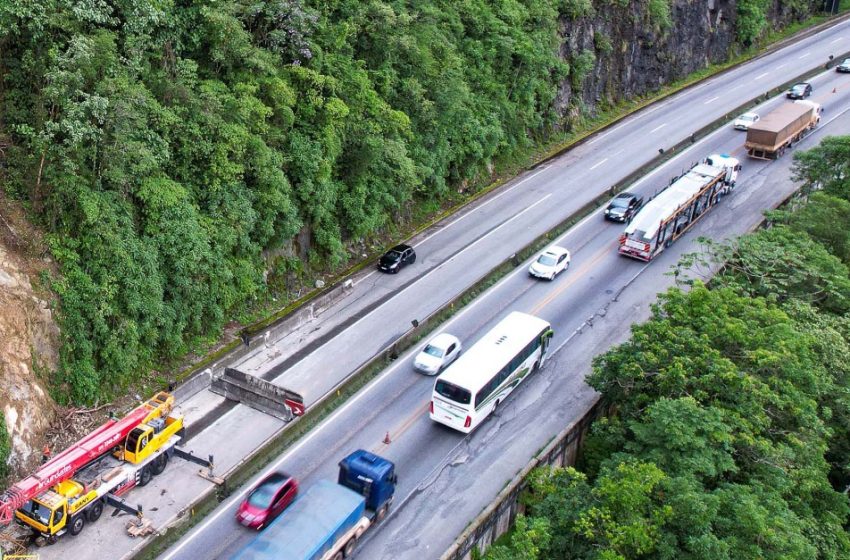  BR-277 tem 10 km de congestionamento