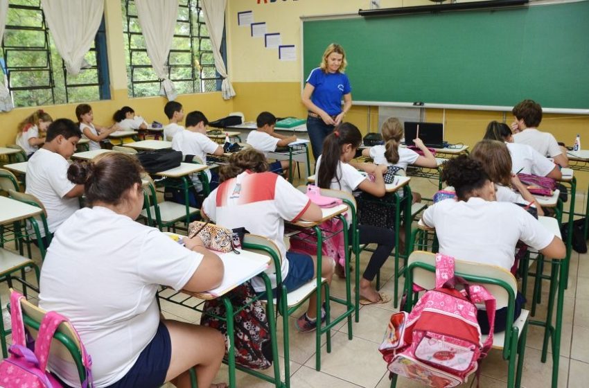  170 professores são convocados para trabalhar na rede municipal