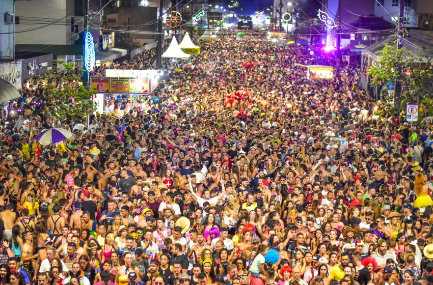  Guaratuba quer bater recorde de turistas durante o Carnaval