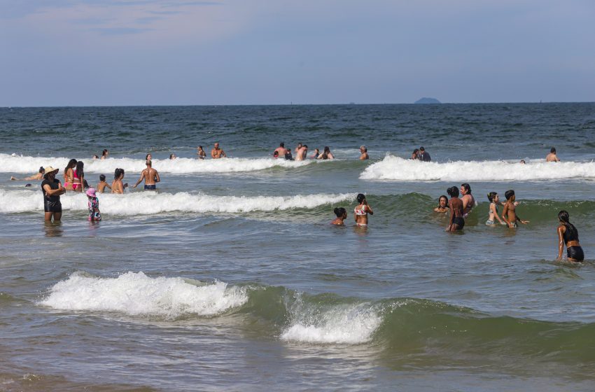  18 pontos do litoral estão impróprios para banho no Paraná