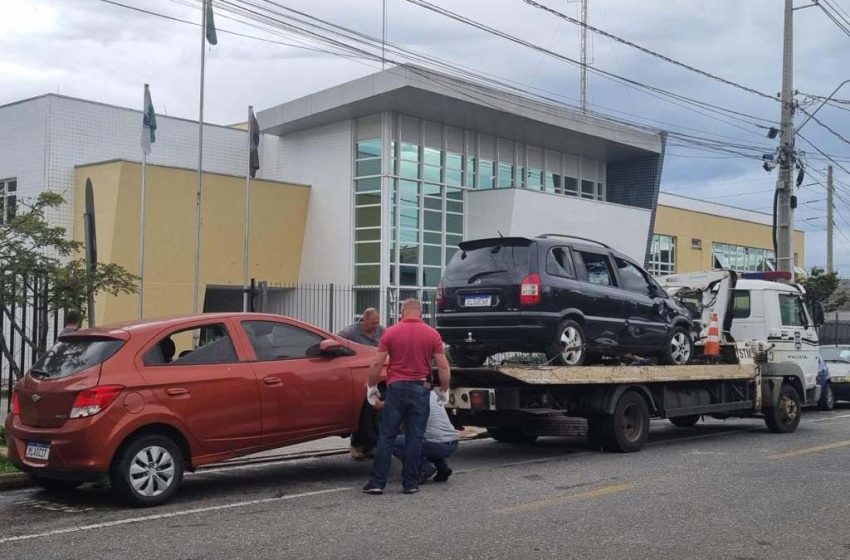  Mais de 300 carros apreendidos são realocados