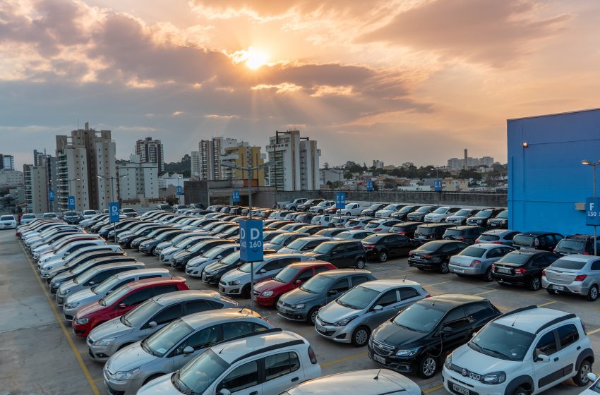  Venda de carros novos cresce 12,5% no primeiro semestre