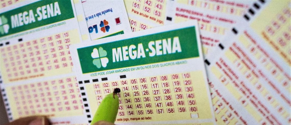Três apostas do Paraná ganham R$ 18,7 mil na Mega-Sena