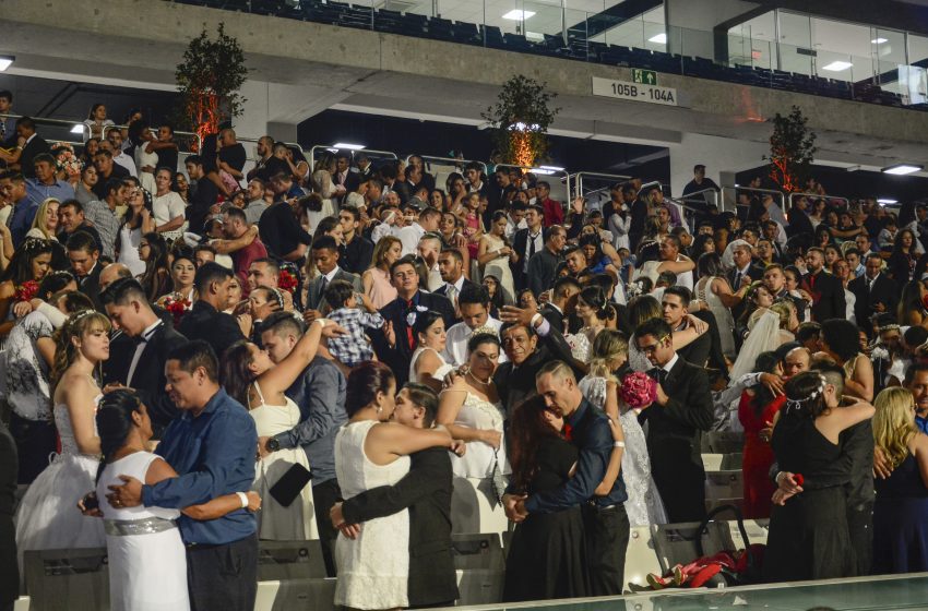  Casamento coletivo vai reunir mil casais na Arena da Baixada