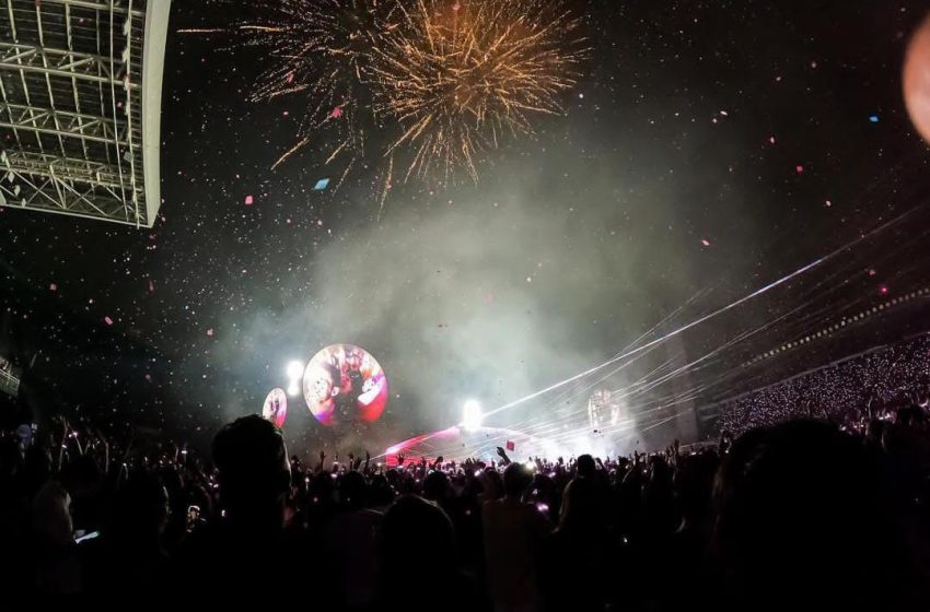  Coldplay pode ser multado por usar fogos de artifício