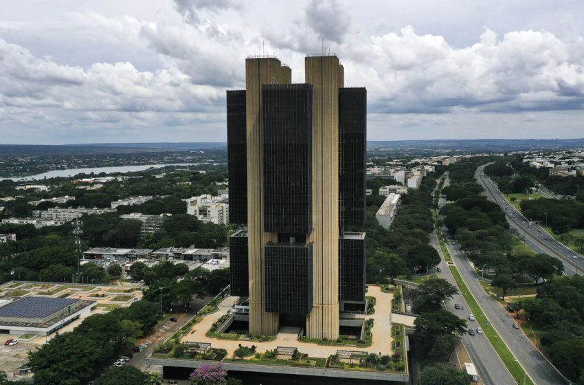  Banco Central anuncia primeira moeda digital oficial do Brasil