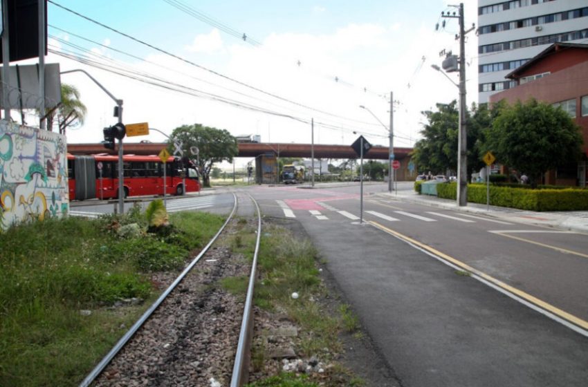  Projeto obriga instalação de cancelas em passagens de trens