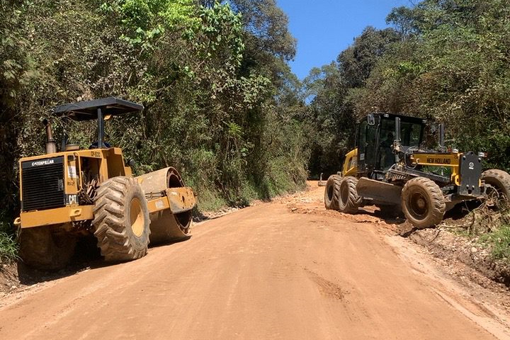 Paraná abre licitação para asfaltar 4 estradas na RMC