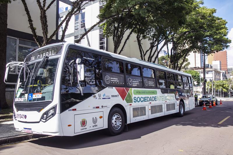  Ônibus movido a GNV começa a ser testado em Curitiba
