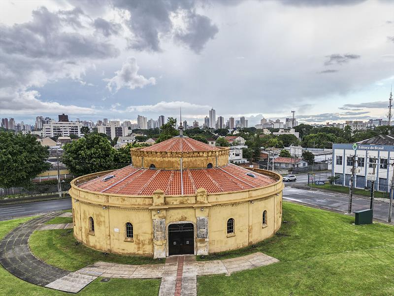 Teatro Paiol tem palestra internacional sobre Comunidades Inteligentes