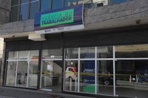 Paraná inicia a semana com 20 mil vagas de emprego