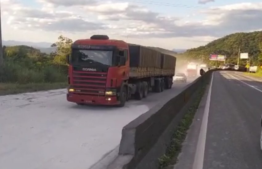  BR-277 é liberada no sentido Paranaguá