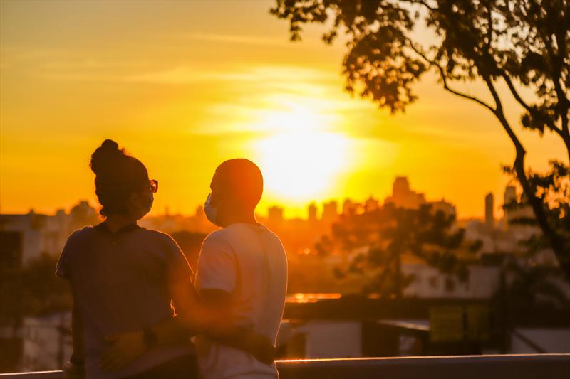  Curitiba terá mais um dia de sol nesta quinta