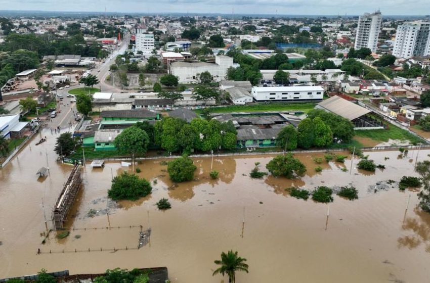  4.300 pessoas estão desabrigadas no Acre por causa das cheias