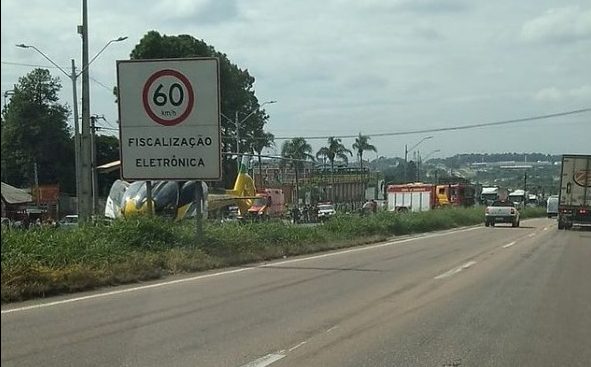  Homem morre após caminhão cair em cima dele