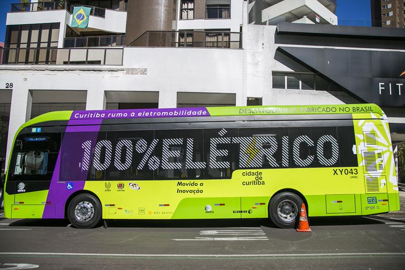  Segundo ônibus 100% elétrico começa a ser testado em Curitiba