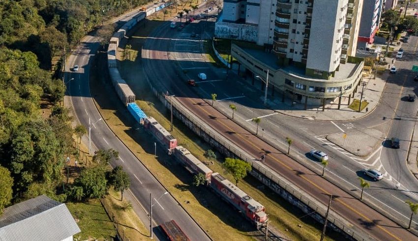  Curitiba faz lobby pela retirada de trilhos do perímetro urbano