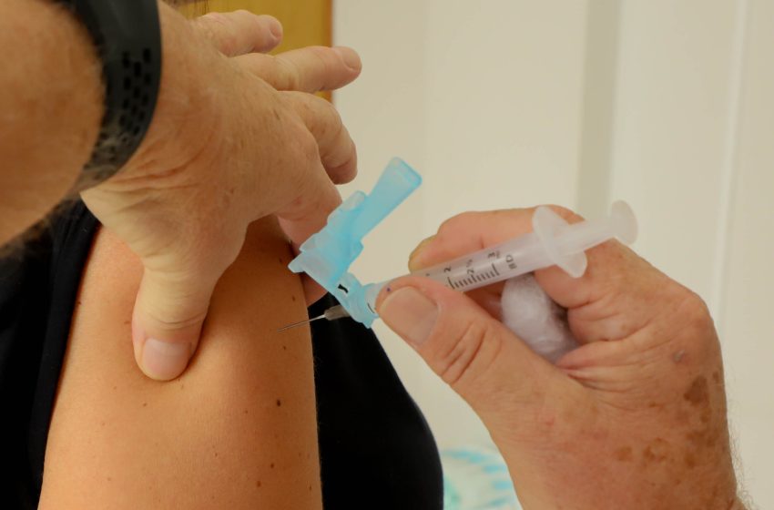  Vacina contra covid será incluída no Programa Nacional de Imunizações