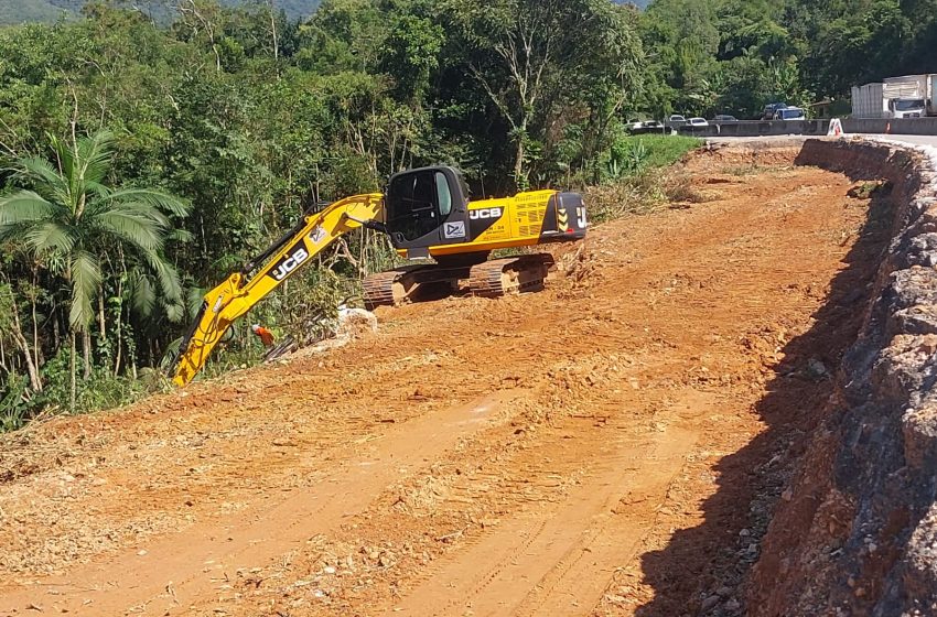  Obras em trecho da BR-277 com rachaduras são iniciadas