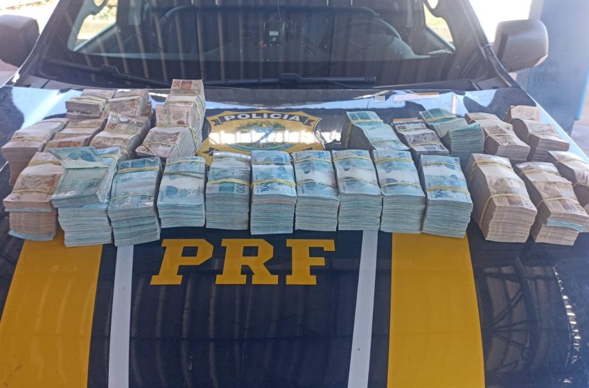  Motorista é preso com R$ 700 mil em “airbag”