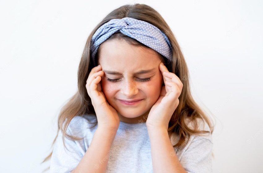  Dor de cabeça em crianças merece atenção, diz especialista