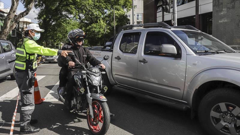  Corrida de inverno altera trânsito em Santa Felicidade