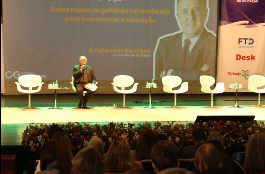  Congresso internacional de educação acontece até esta sexta-feira (2)