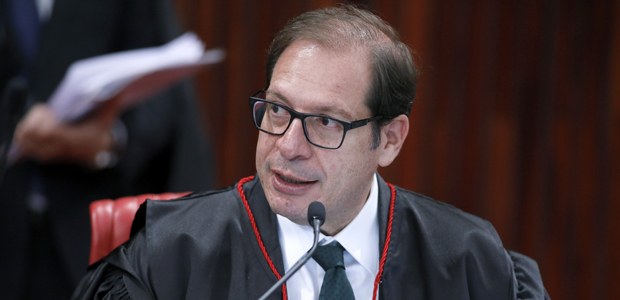  Corregedor do CNJ, ministro Luis Felipe Salomão, está em Curitiba