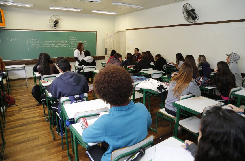  Escolas do Paraná vão receber reforço psicológico nos próximos meses