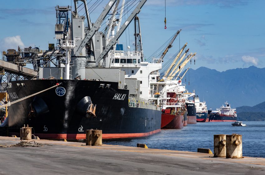Cidades vizinhas de portos marítimos podem obter lucros com operações