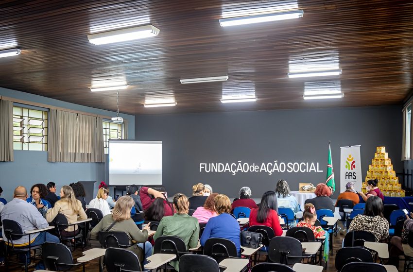  Mulheres participam de ação que promove a economia solidária