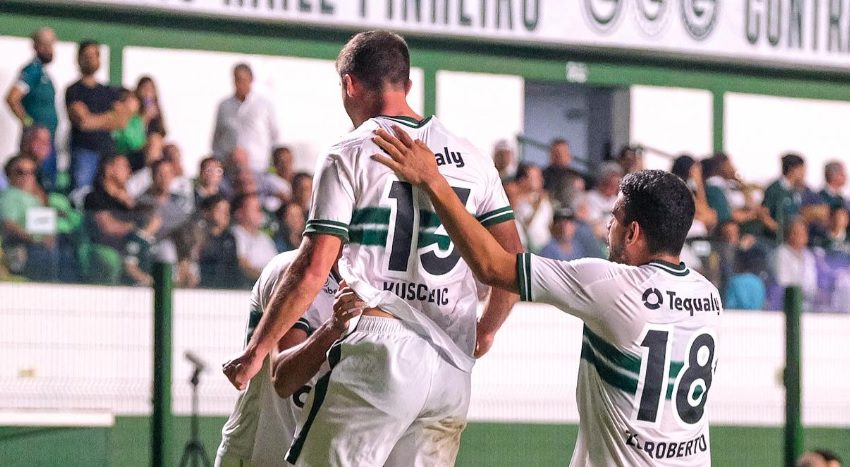  Coritiba vence o Goiás, mas ainda não deixa a lanterna