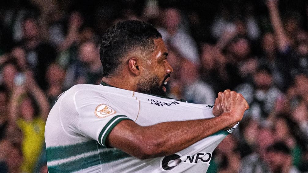 Diogo Oliveira estreia com gol e Coxa bate o Fluminense