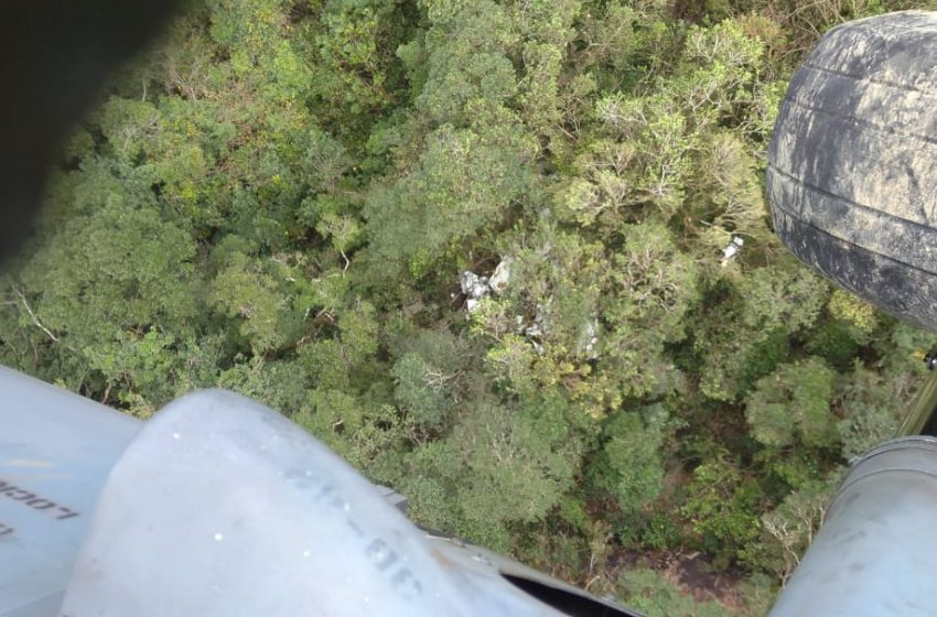  Avião e corpos são encontrados na Serra do Mar