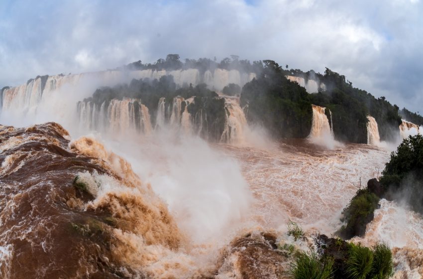  Cataratas: vazão chega aos 9 milhões de litros por segundo