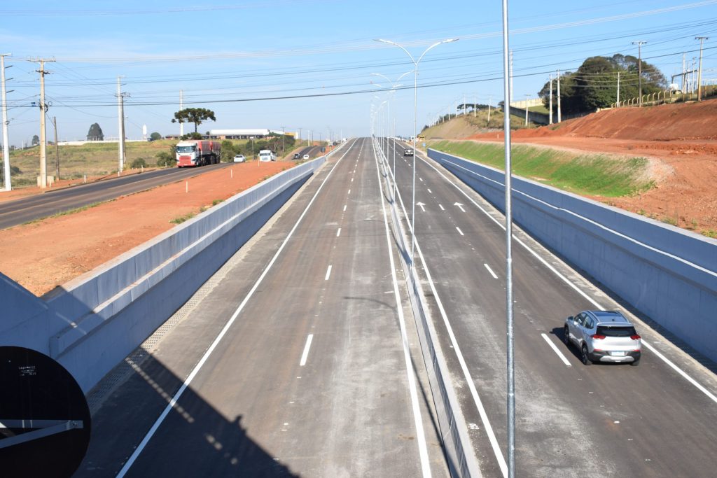 Trecho da BR-277 é bloqueado preventivamente até segunda-feira (9) entre  Curitiba e Paranaguá