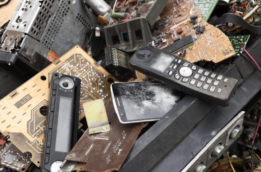  Lixo eletrônico reciclado vira matéria-prima para outros produtos