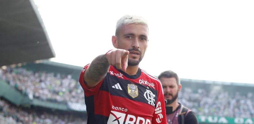 Coxa perde para o Flamengo nos acréscimos do 2º tempo