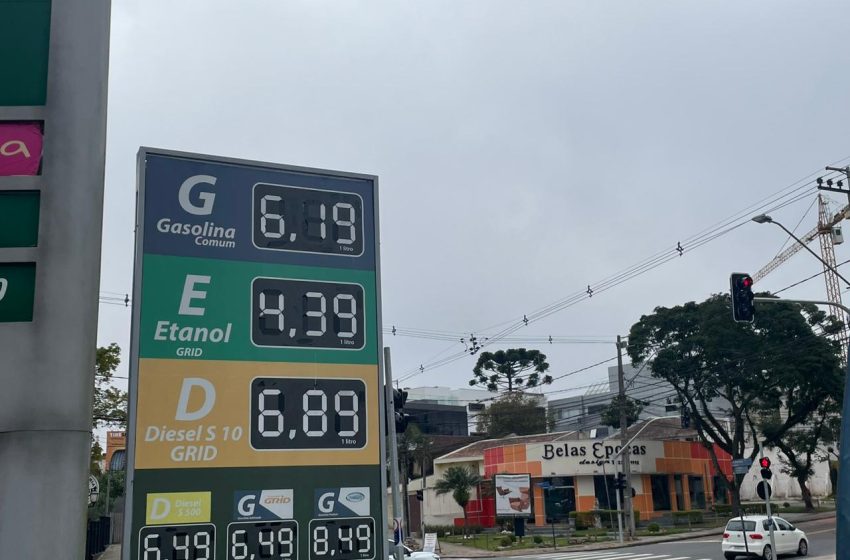  Gasolina já está mais cara em Curitiba