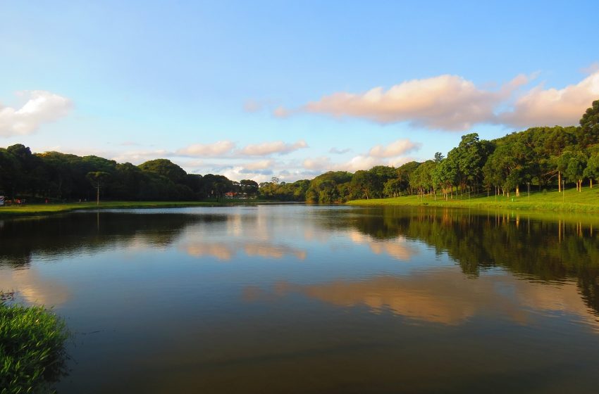  Frente fria se afasta e máxima chega a 32 graus