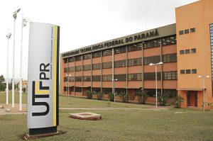 UTFPR abre mais de mil vagas para transferência