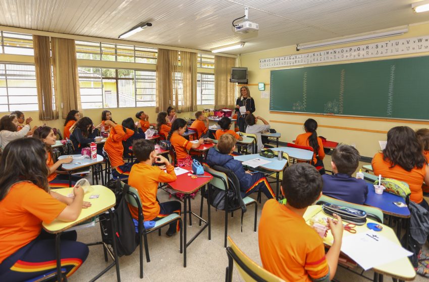  CCJ aprova programa de proteção contra atentados em escolas